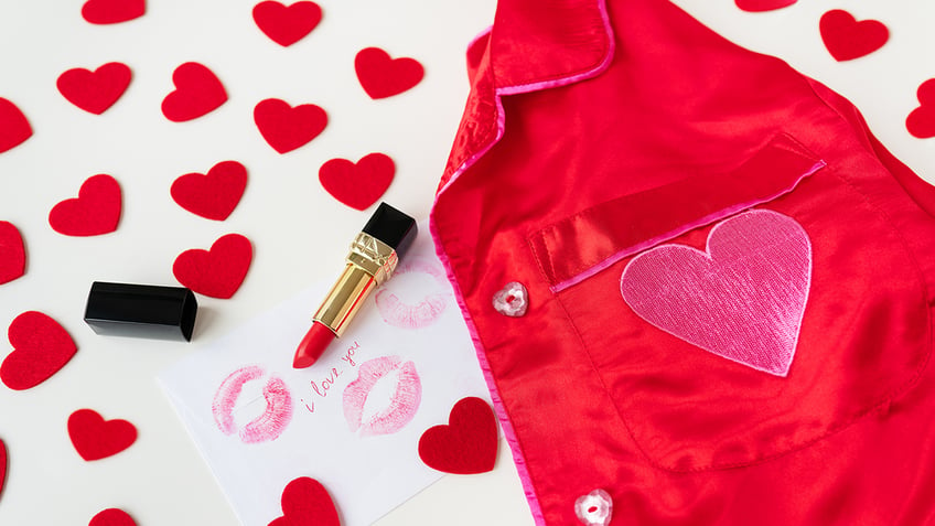 say i love you this valentines day with these 10 luxury picks from amazon