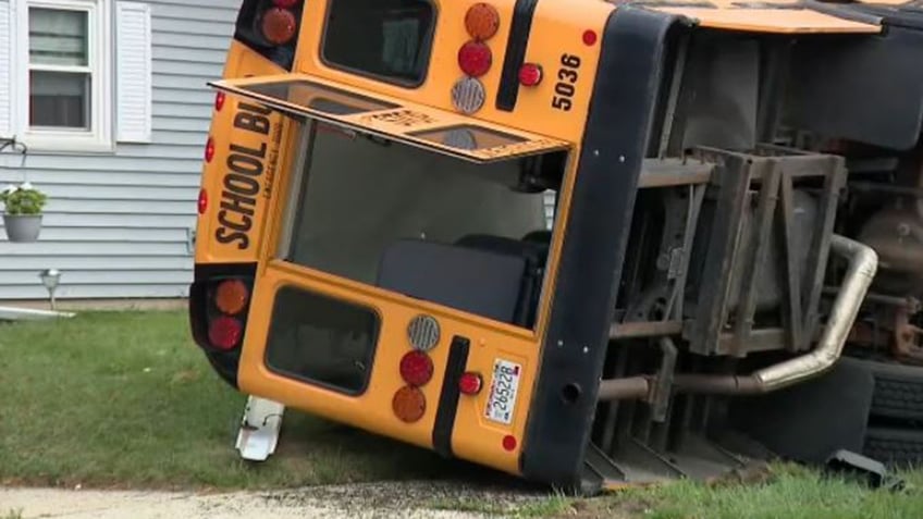 school and city buses crash in nasty collision caught on home security video