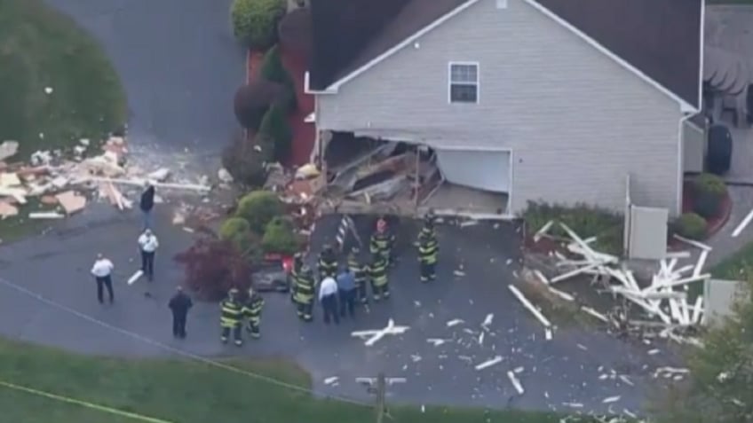 school bus crashes into edison nj home causing extensive damage