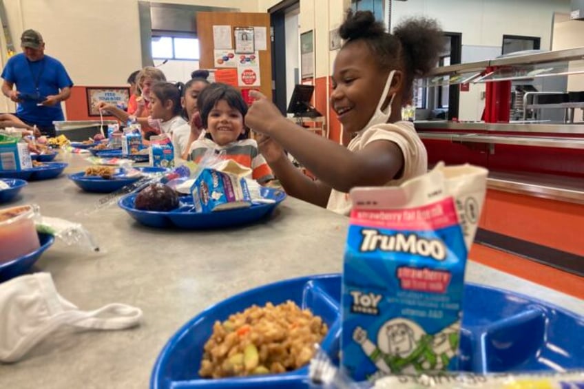 schoolkids in 8 states can now eat free school meals advocates urge congress for nationwide policy