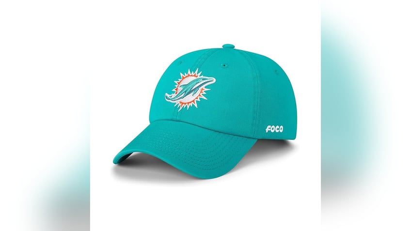 Show your team some love every day with a simple NFL hat. 