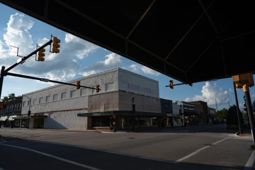 Laurinburg is the seat of Scotland County in election swing state North Carolina