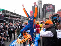 Scott Dixon wins record 4th Detroit Grand Prix, becoming 1st IndyCar driver to win 2 this season