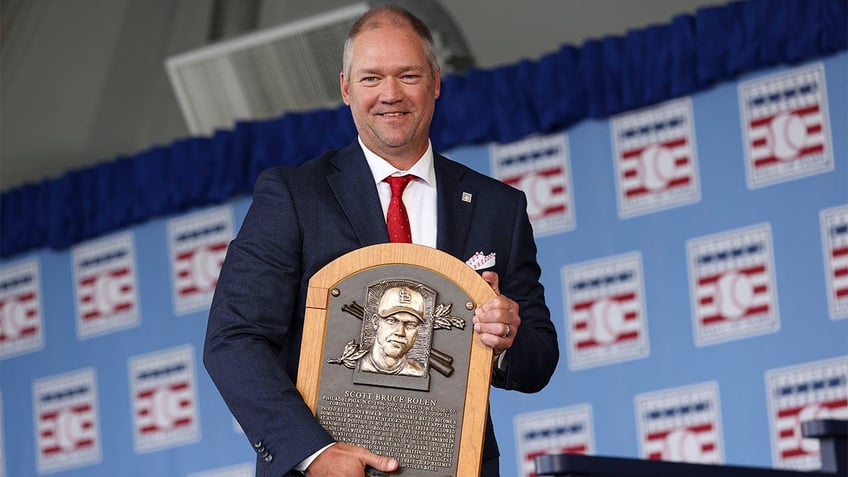 scott rolen and fred mcgriff get inducted into the baseball hall of fame
