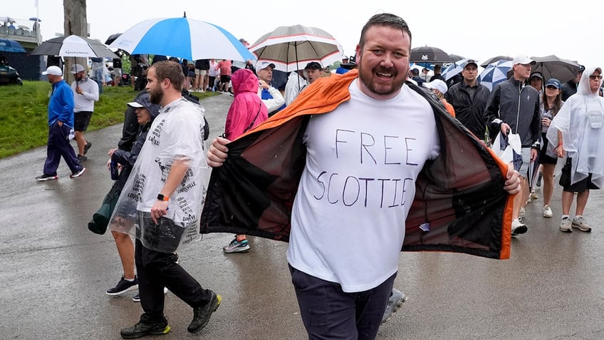 PGA Championship spectator in 'Free Scottie'