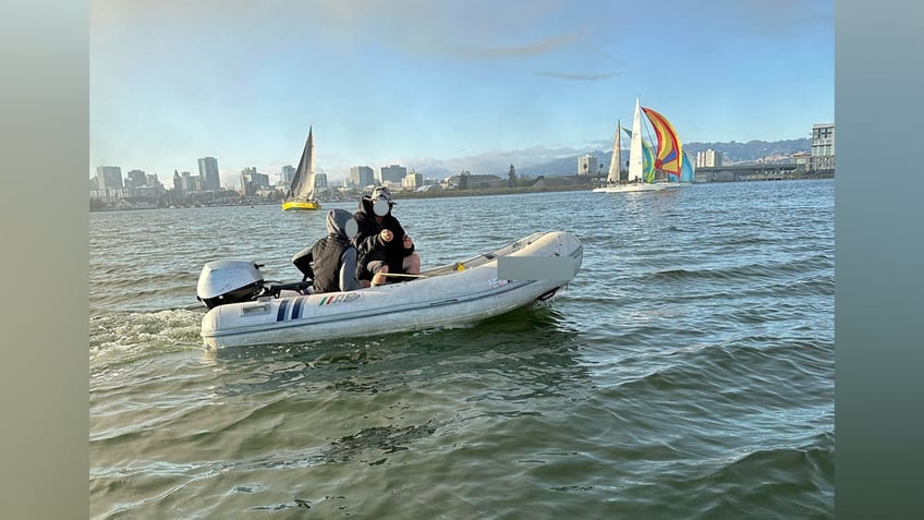 seabound bandits terrorize san francisco bay some residents blame surge of nearby homeless camps