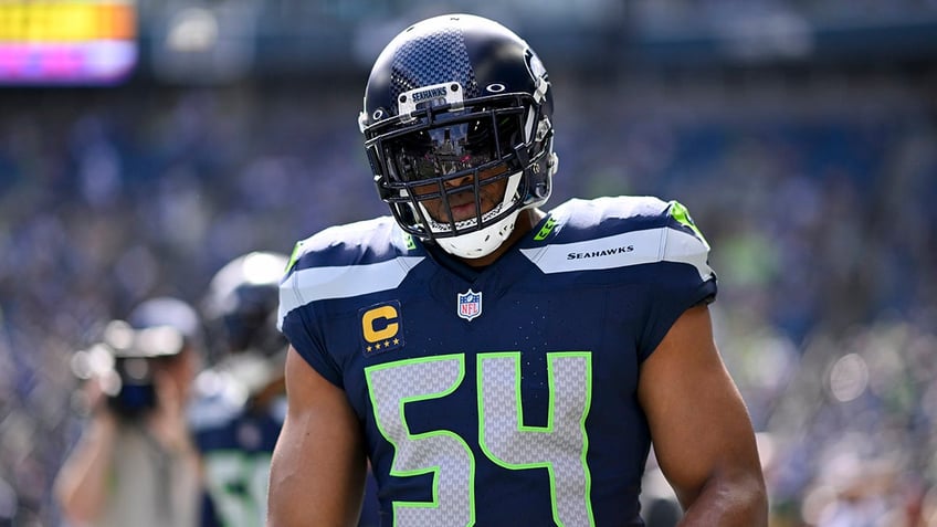 seahawks bobby wagner discusses living with constant threat of wildfires how hawaii tragedy affected him