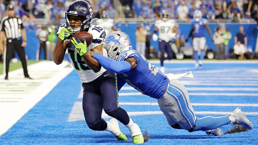 seahawks geno smith leads game winning drive in overtime to beat lions