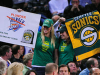 Seattle mayor interrupts speech to dupe fans over potential NBA expansion team: 'Just kidding'