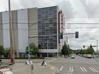 Seattle moviegoers flee after man with gun threatens to 'shoot everyone'