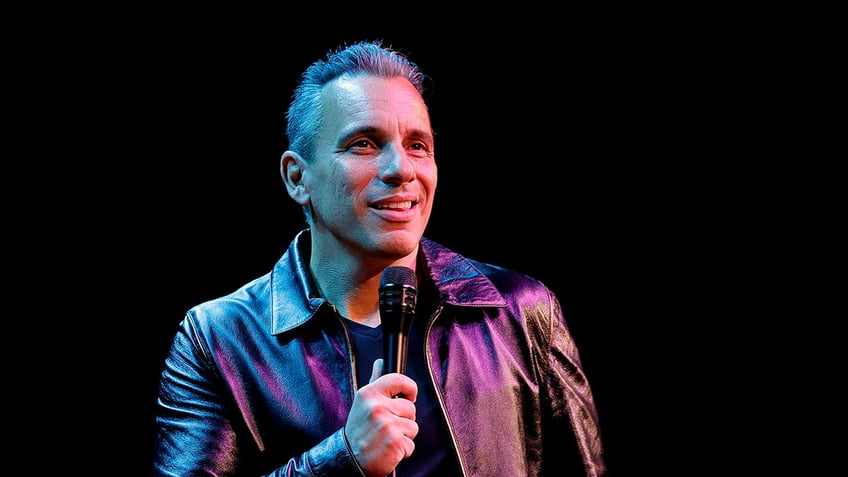 Sebastian Maniscalco performing