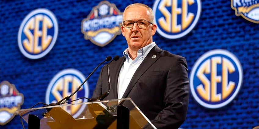 sec commissioner greg sankey expresses sadness over pac 12 collapse