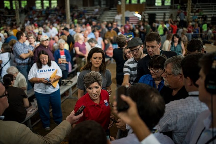 second annual roast and ride draws hundreds more bikers voters