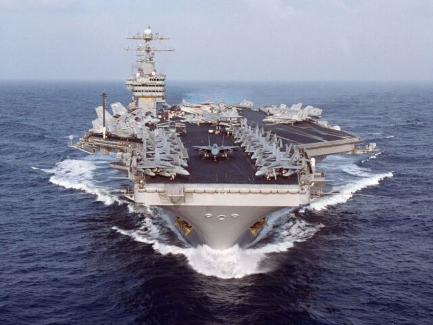 second us aircraft carrier arrives in eastern mediterranean to deter iran