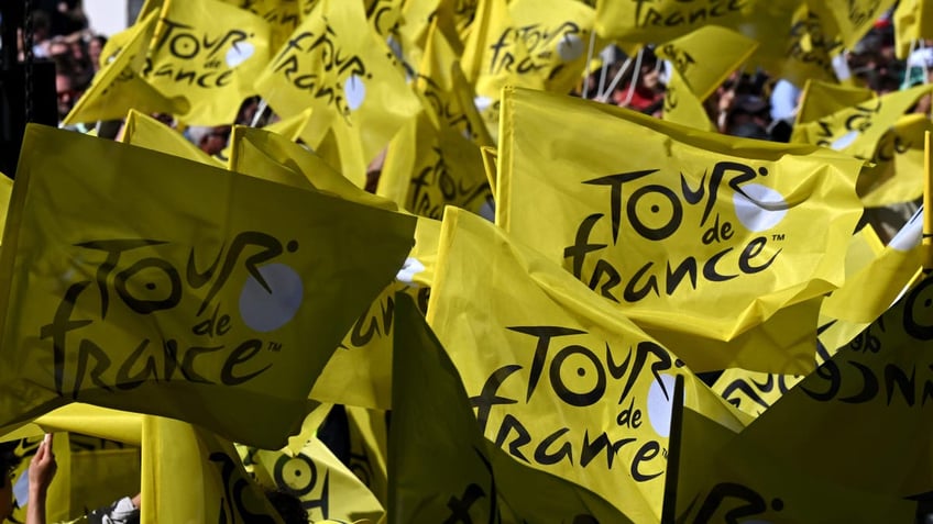 Tour de France 2025 flags