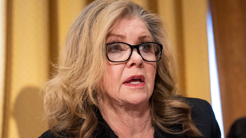 sen blackburn sends scathing letter to hhs secretary demanding answers on unaccompanied migrant children