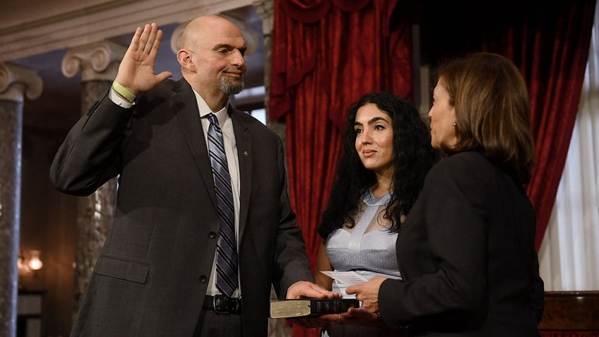 sen fetterman reflects on 6 week hospitalization for depression i dont even like me thats the truth