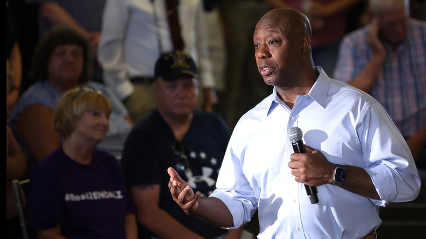 sen tim scott vows to complete the wall at us mexico border