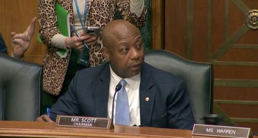 senate banking committee advances genius stablecoin bill despite banking pushback