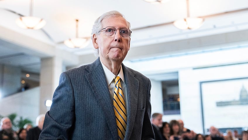 Mitch McConnell at congressional medal ceremony