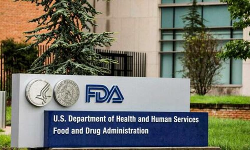 senator demands answers from fda on safety signal for covid vaccines and children