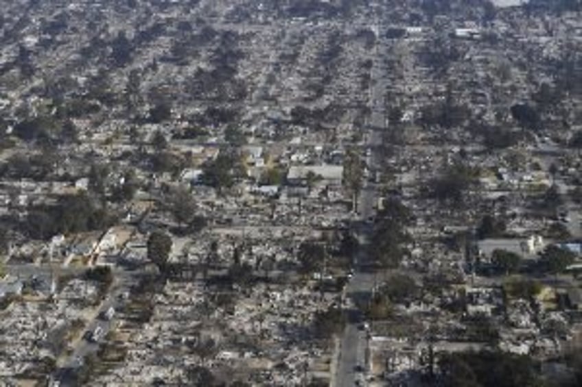 Sepulveda Fire in L.A. stopped, Hughes Fire 14% contained with 10,176 acres burned