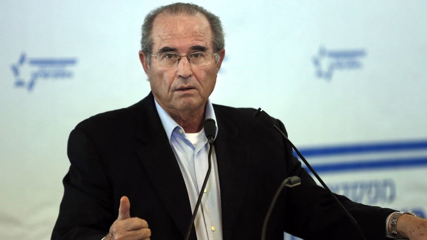 shabtai shavit ex mossad chief who spearheaded historic jordan peace treaty dead at 84