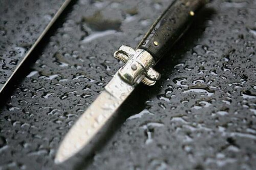 shall not be infringed massachusetts supreme court strikes down switchblade knife ban