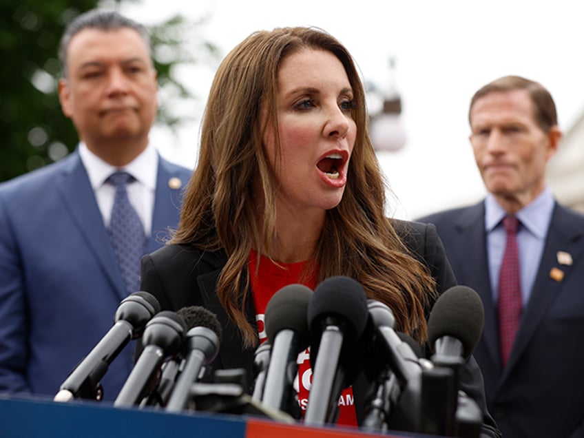 shannon watts criticizes lack of gun control in maine before suspect apprehended facts known