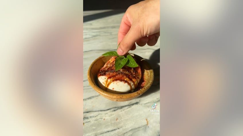 frozen-tomato-on-burrata