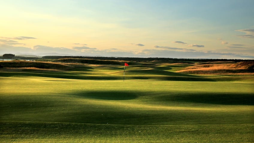 she hit a hole in one to win a mercedes now shes suing the golf tournaments organizer