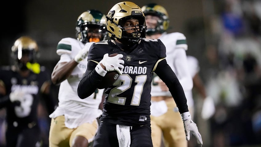 shedeur sanders colorado dig deep to top colorado state in heated double overtime victory