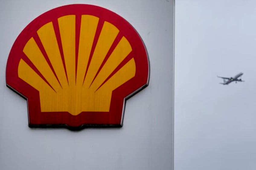 shell earnings top 5 billion but thats nearly half what it pulled in months ago