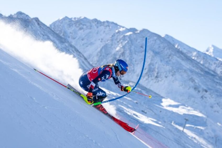 Mikaela Shiffrin heading for a 99th World Cup victory in the Gurgl slalom