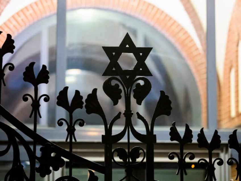 shock jewish home in berlin marked with star of david symbol in grim reminder of germanys past