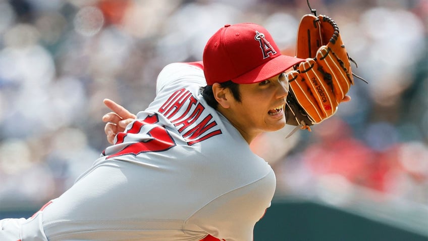 shohei ohtani throws one hit gem in first start since angels removed him from trade market