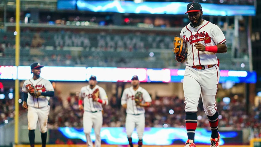 shohei ohtani watches as braves outfielder michael harris ii makes incredible catch to stop home run