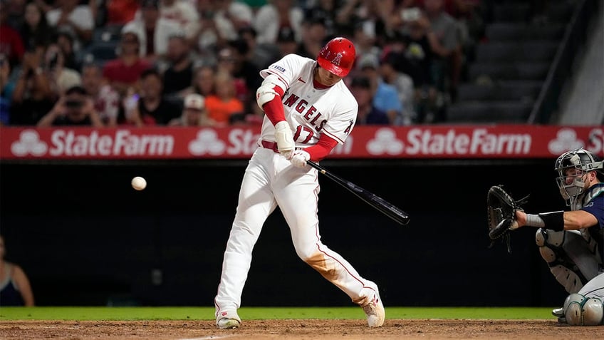 shohei ohtanis locker cleared out angels shut down two way star for rest of the season