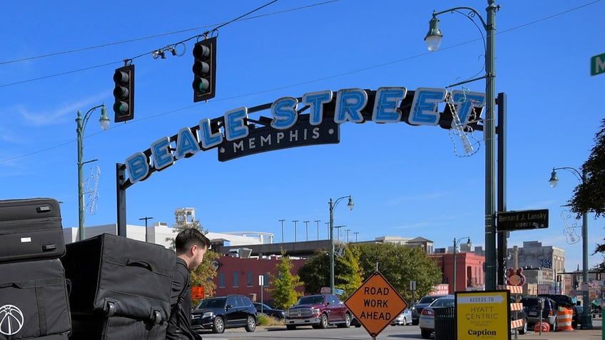 shooting at lil baby concert inside memphis fedexforum arena leaves 1 injured police