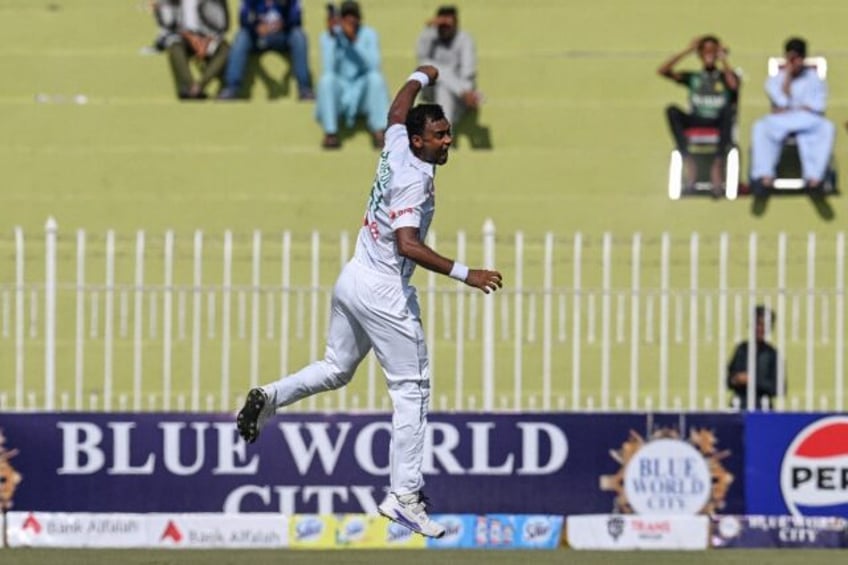 Bangladesh had Pakistan at 81-3 at lunch on the first day of the first cricket Test in Raw