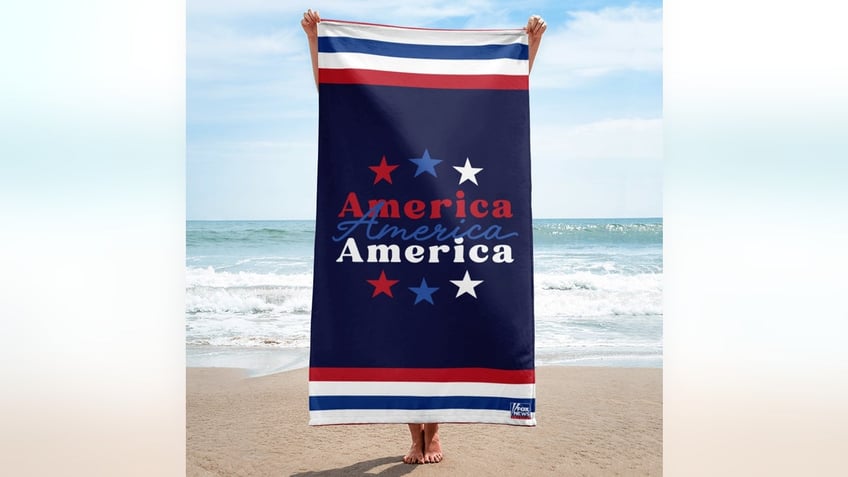 Show all the beachgoers your American spirit. 