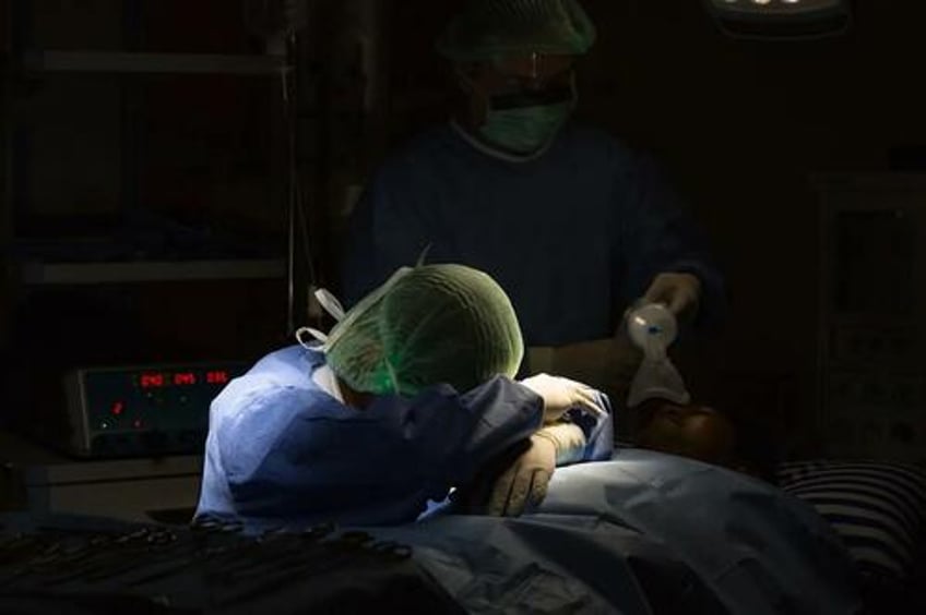 silence around surgical errors is jeopardizing patients experts say