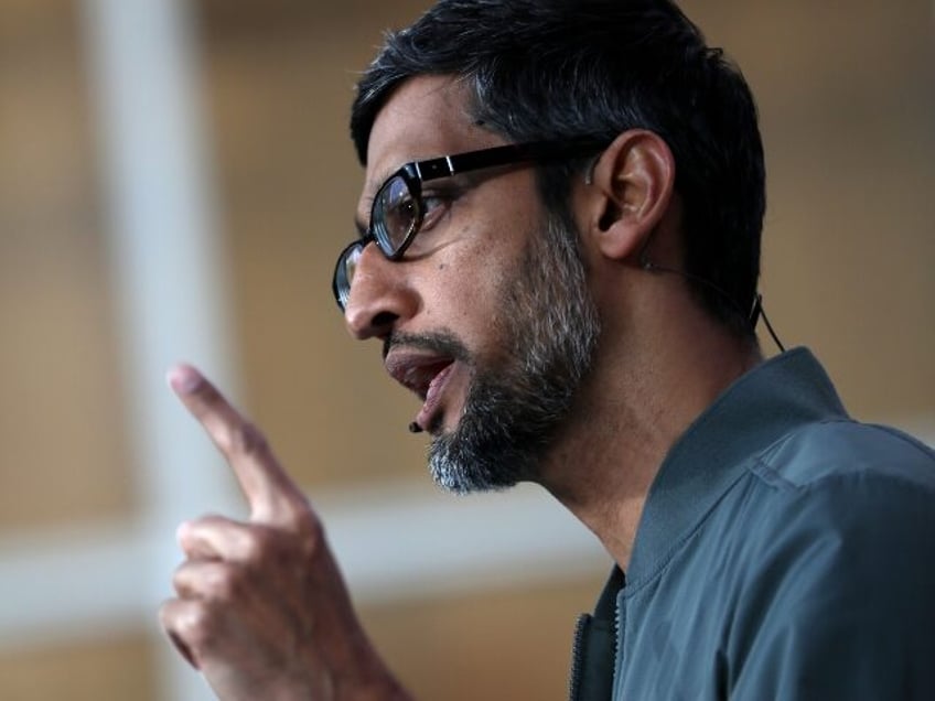 Google CEO Sundar Pichai lecturing