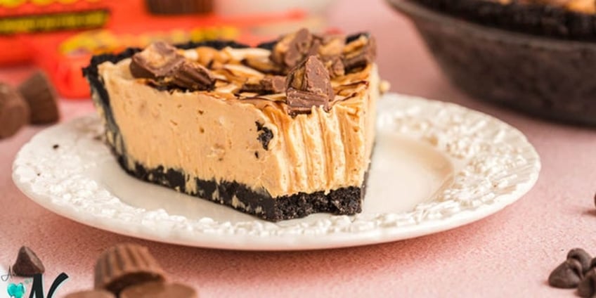 silky peanut butter pie takes 20 minutes to prepare and you dont need an oven try the recipe