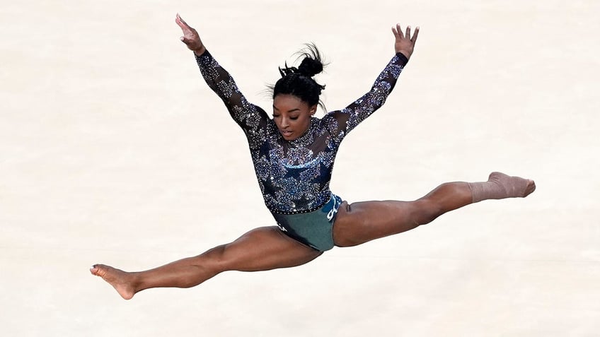 Simone Biles in the floor exercise