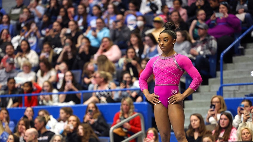 Simone Biles competes at the U.S. Classic