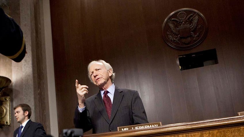 Lieberman in the Capitol