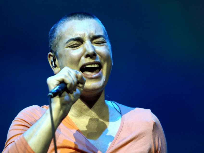 BYRON BAY, AUSTRALIA - MARCH 21: Sinead O'Connor performs on stage during day two of the East Coast Blues & Roots Festival on March 21, 2008 in Byron Bay, Australia. (Photo by Kristian Dowling/Getty Images)