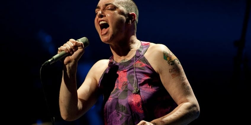 sinead oconnor to be buried in private funeral fans invited to pay their respects