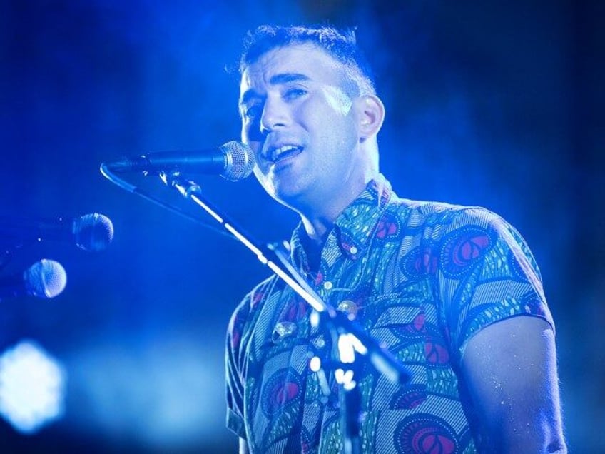 singer composer sufjan stevens reveals he has guillain barre syndrome and his gay partner died this year at age 43